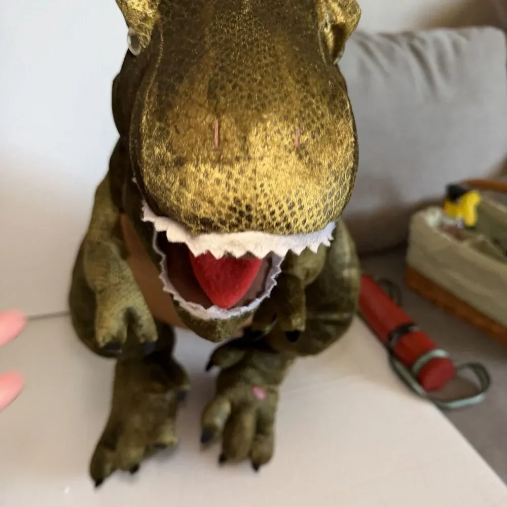 Jurassic Park T-Rex Universal Studios Plush 17